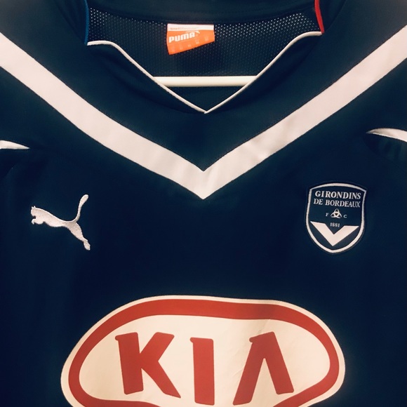 EUC RARE Puma Bordeaux Home Kit - Picture 3 of 7